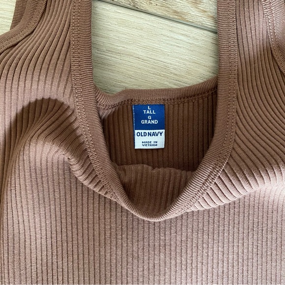NWOT Brown Ribbed Cropped Tank Top - Picture 5 of 6